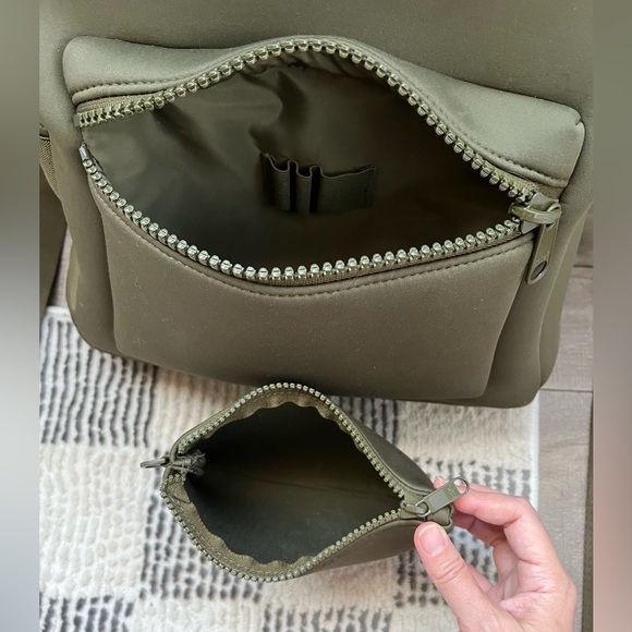 DAGNE DOVER Dakota Backpack Neoprene Dark Moss Large - Picture 13 of 15